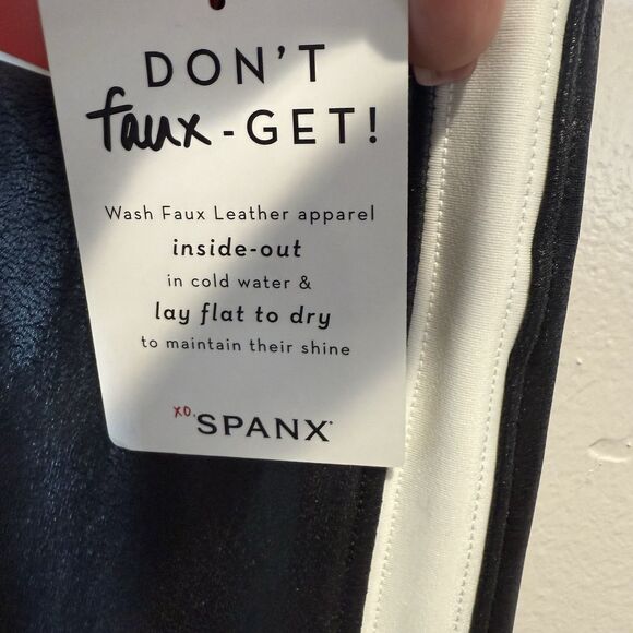 Spanx Faux Leather Stripe Leggings Size XS NWT Vegan - Picture 13 of 16